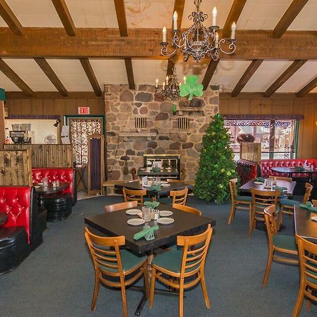 Oneida Village Inn Three Lakes Ngoại thất bức ảnh